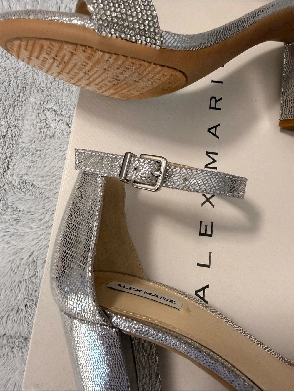 Alex Marie Halmartwo Silver Rhinestone Block Heel Sandals 7.5 Wide